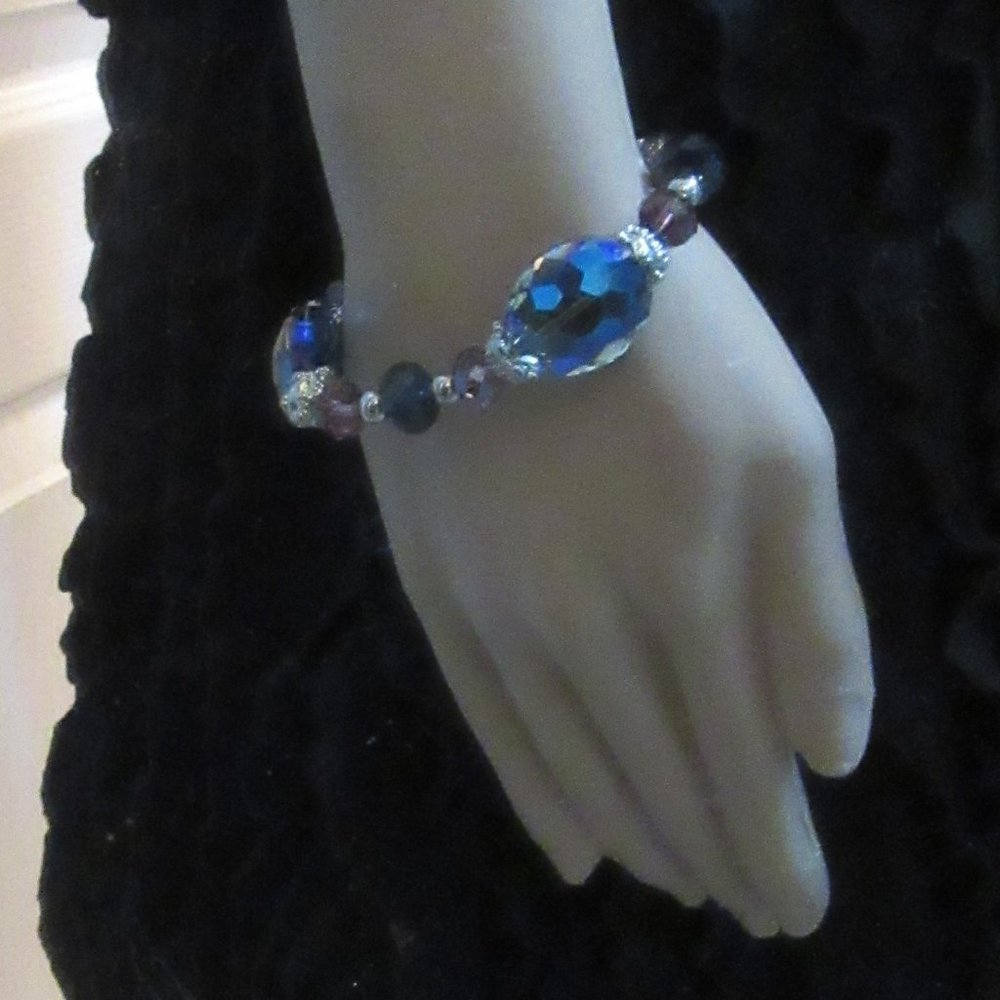 Bracelet - Stretch -Multi color NWOT